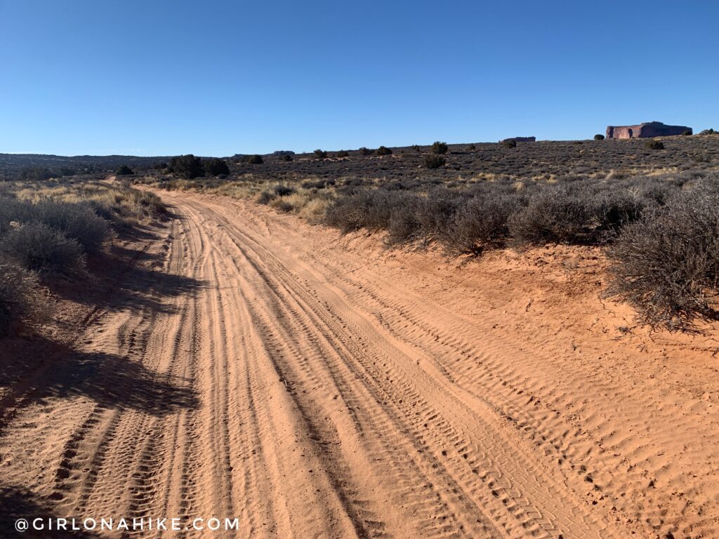 Hiking to Uranium Arch, Moab, Utah