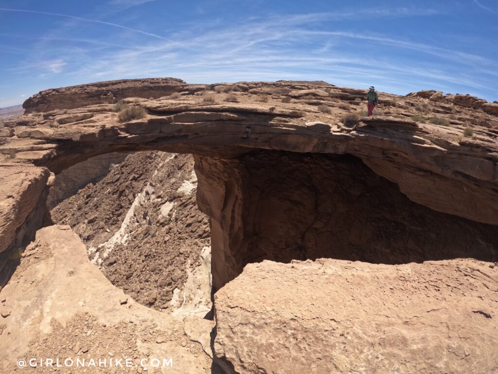Hiking to Skylight Arch, Utah/Arizona Border