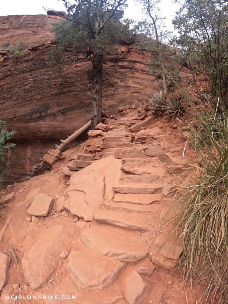 Hike to Devils Bridge in Sedona, AZ