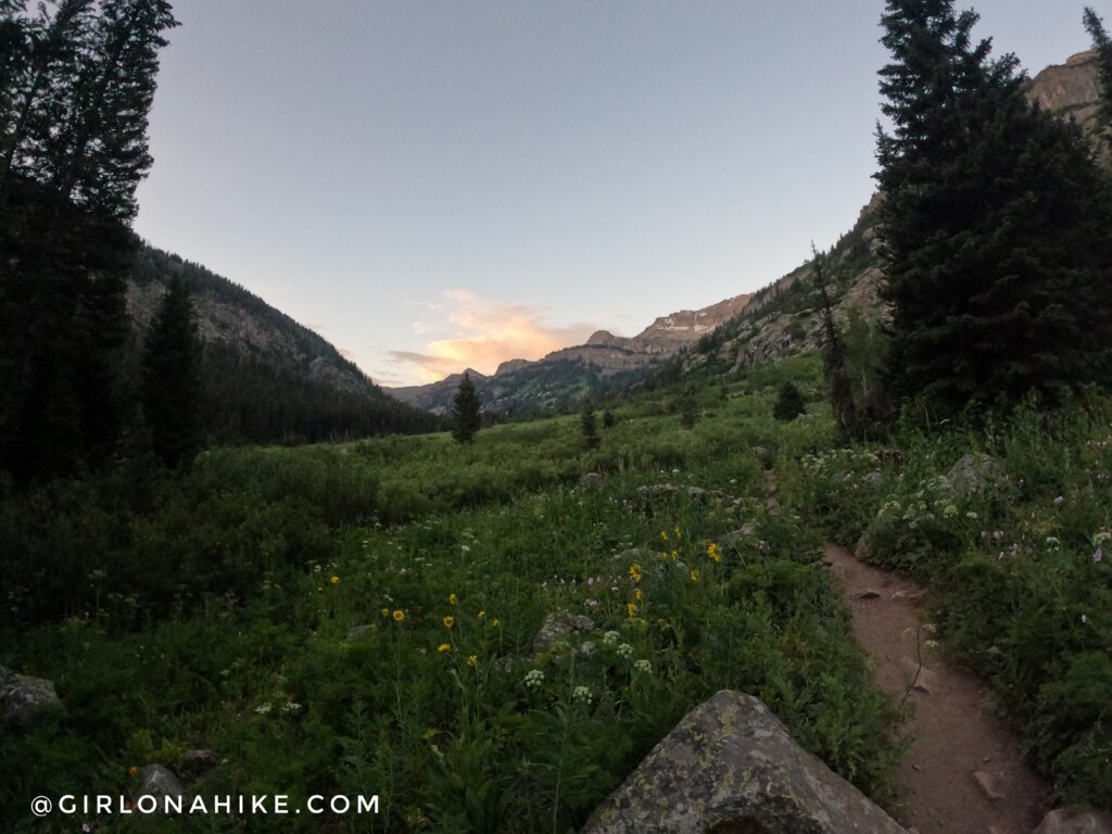 Hiking Alaska Basin, Wyoming