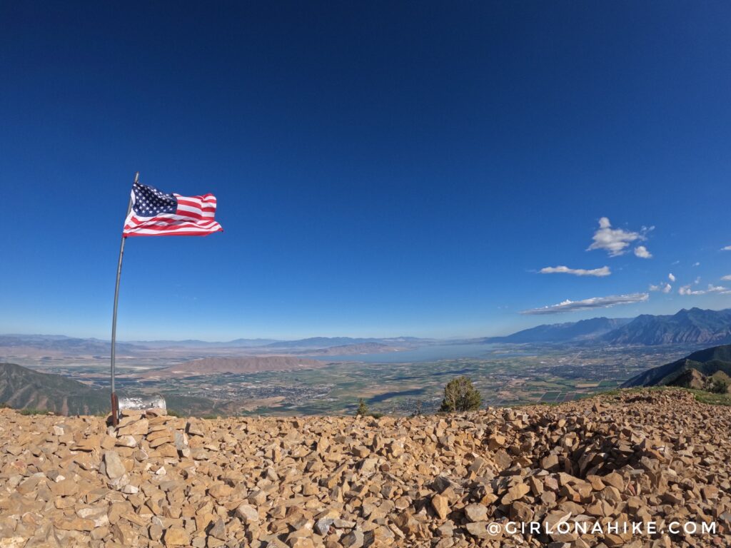 Hiking to Santaquin Peak