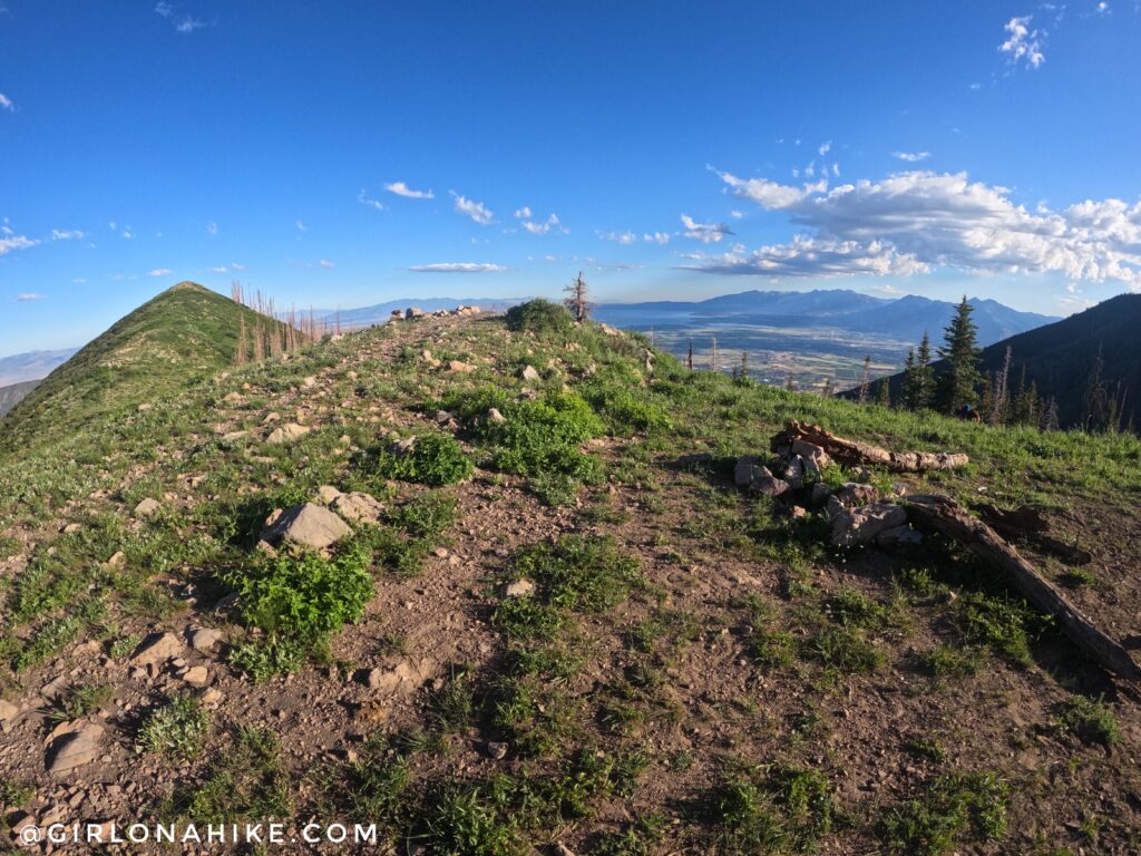 Hiking to Santaquin Peak