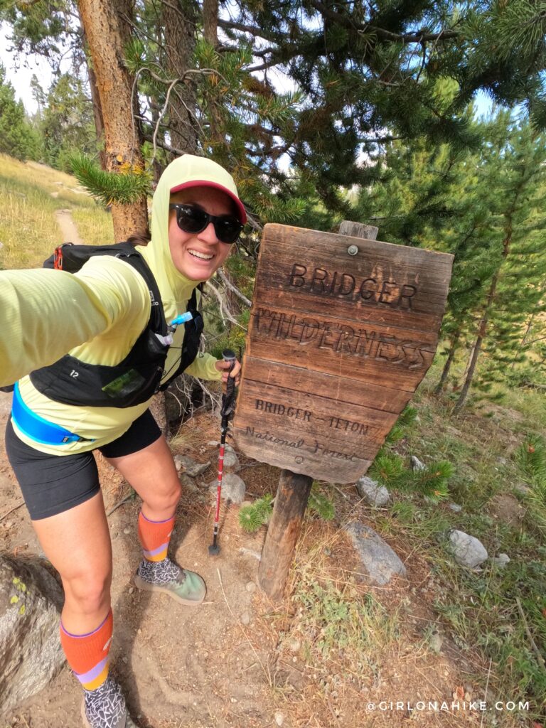 Hiking the Cirque of the Towers to Fremont Trail Loop