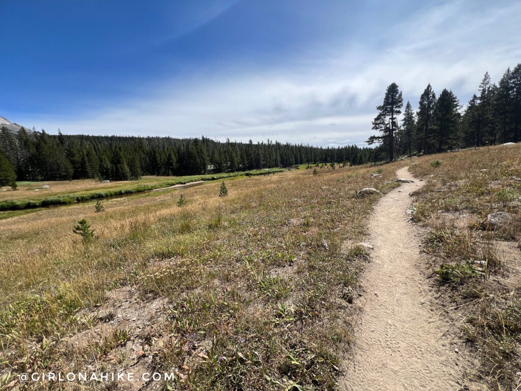 Hiking the Cirque of the Towers to Fremont Trail Loop